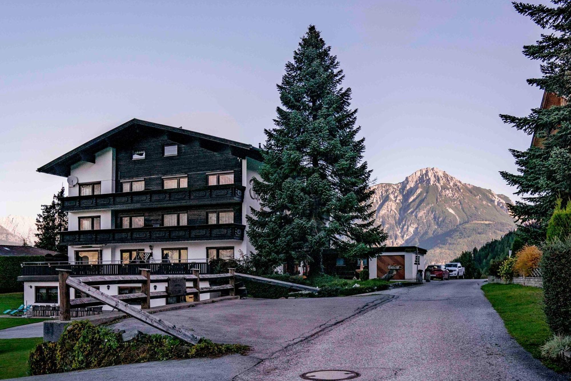 Ferienwohnungen Monja Und Dietmar Thoeni Arzl im Pitztal Exterior foto